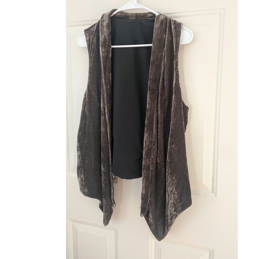 Vintage Crushed velvet gray vest, no size tag,. medium, whimsical, witchy goth
